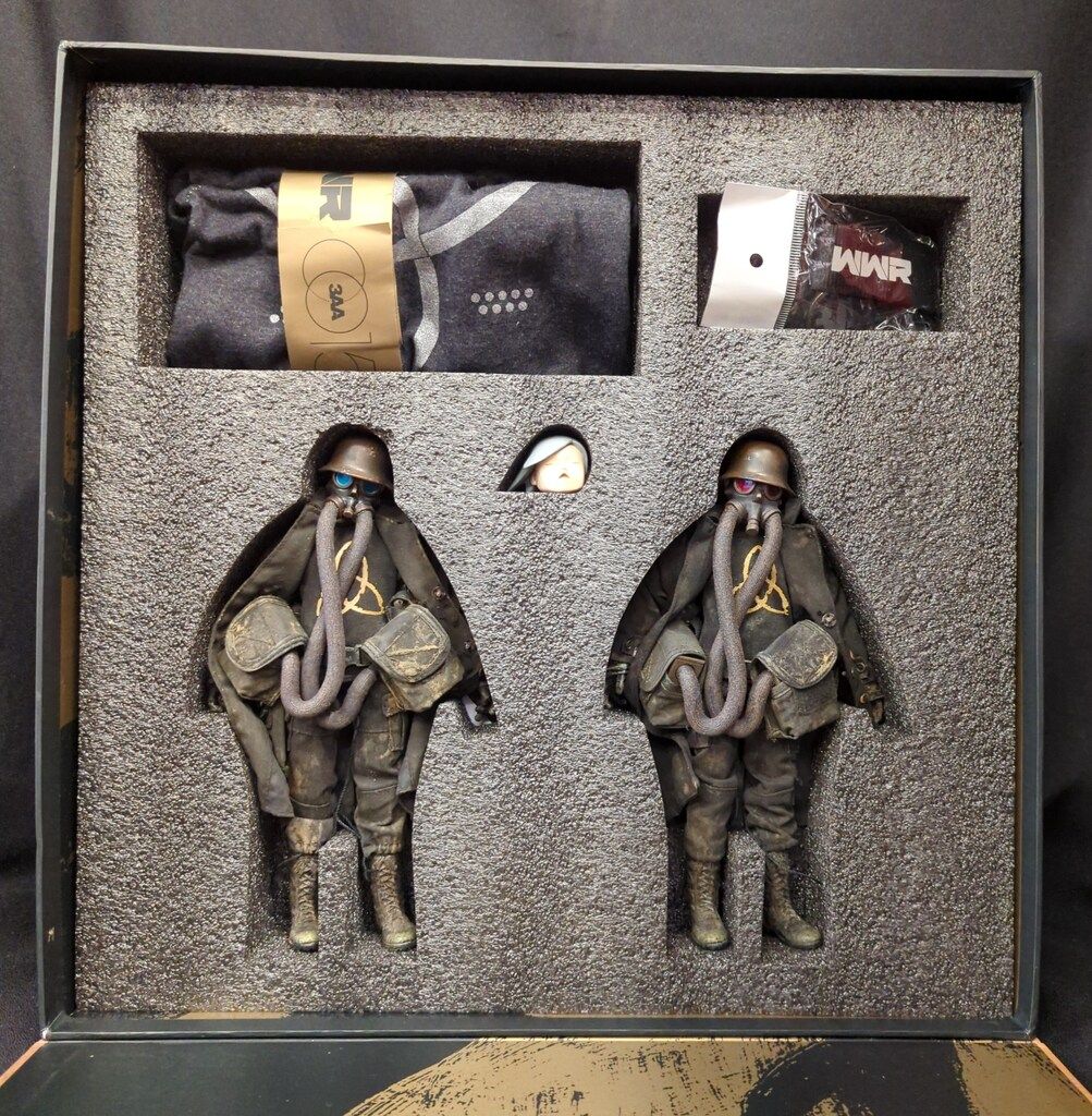 【開封済】ThreeA 3AA メンバーシップパック 2015 ThreeA 3AA MEMBERSHIP SET 2015 3AGO NOM COMMEANDERS C.G. BERTIE