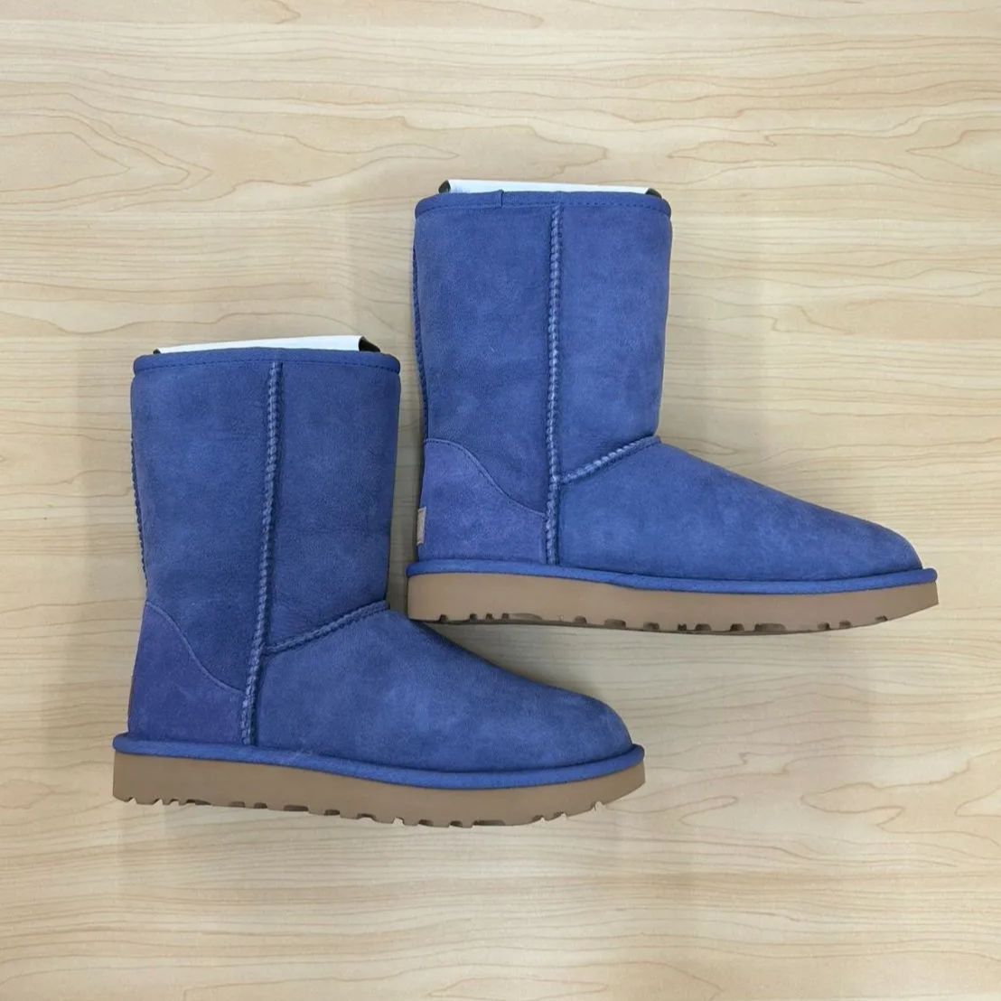 ◎【✨新品✨】未使用品 サイズ 23㎝ 箱あり UGG アグ ムートン