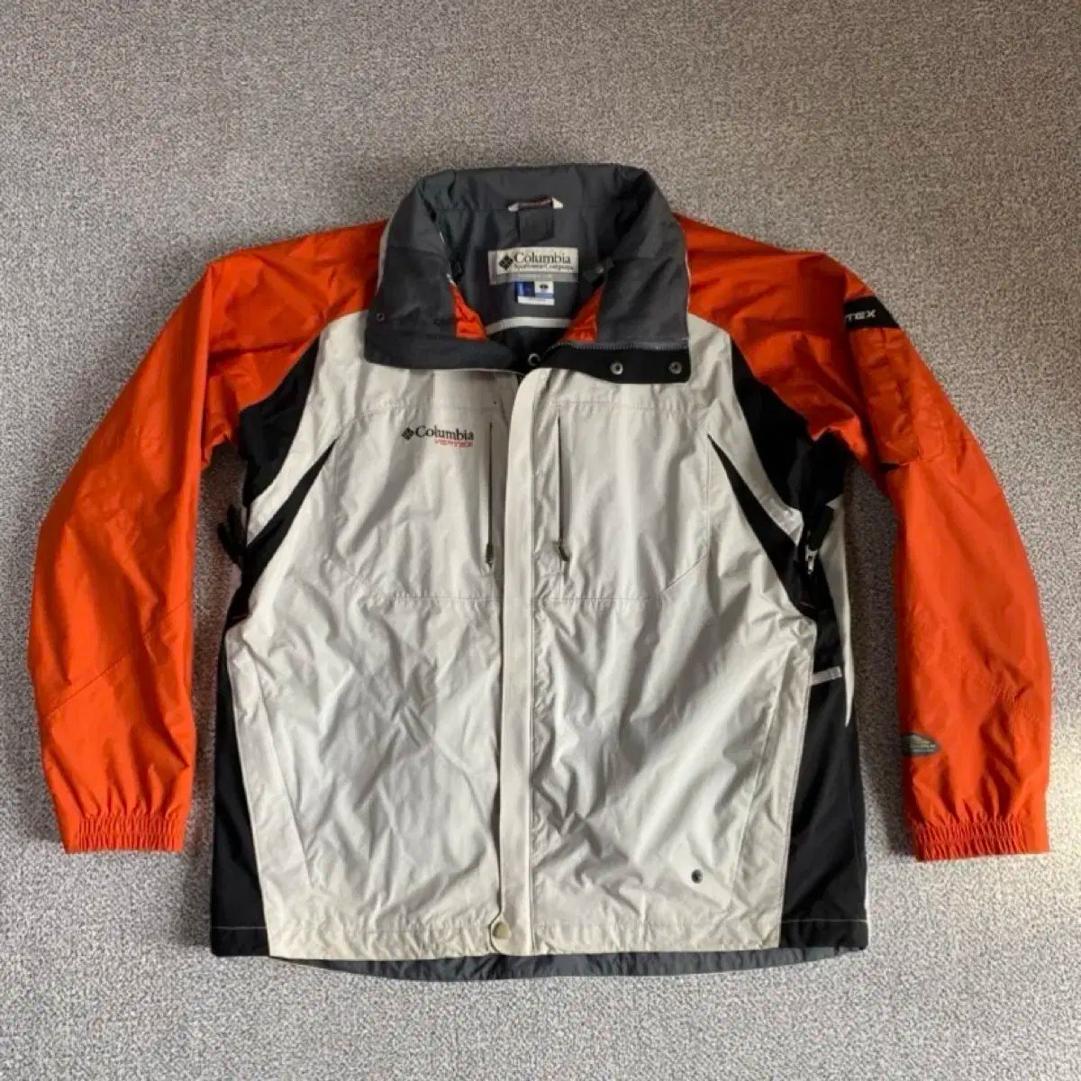 コロンビア Columbia 頂点 GORE-TEX₍ゴアテックス ウィンドブレーカー 105