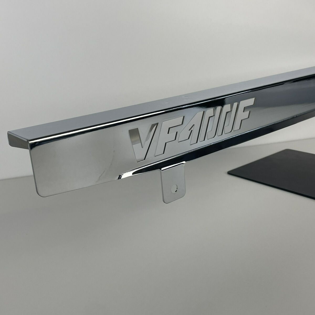 XJR400用 メッキ チェーンケース 新品 ロゴイリ 【公式通販】