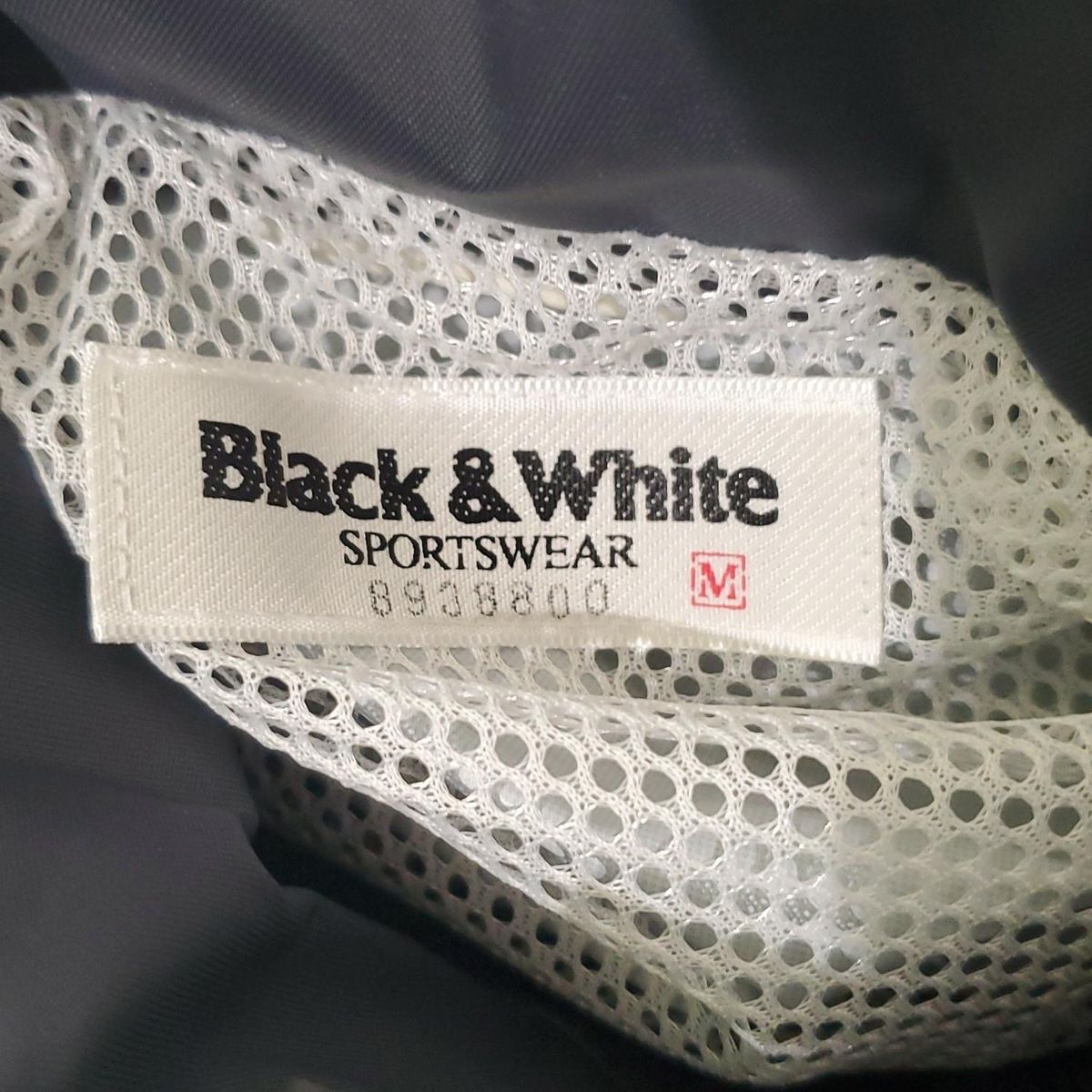 Black-White ブラック-ホワイト ブルゾン サイズM レディース - ダークグレー 長袖 フード内蔵 収納ケース付き 春 秋 WWW_OLIVIERBERNSTEIN_COM