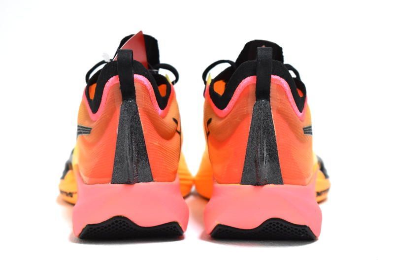 新品 PUMA FAST-R NITRO ELITE FIREGLOW 23.5cm カーボン搭載 377599 