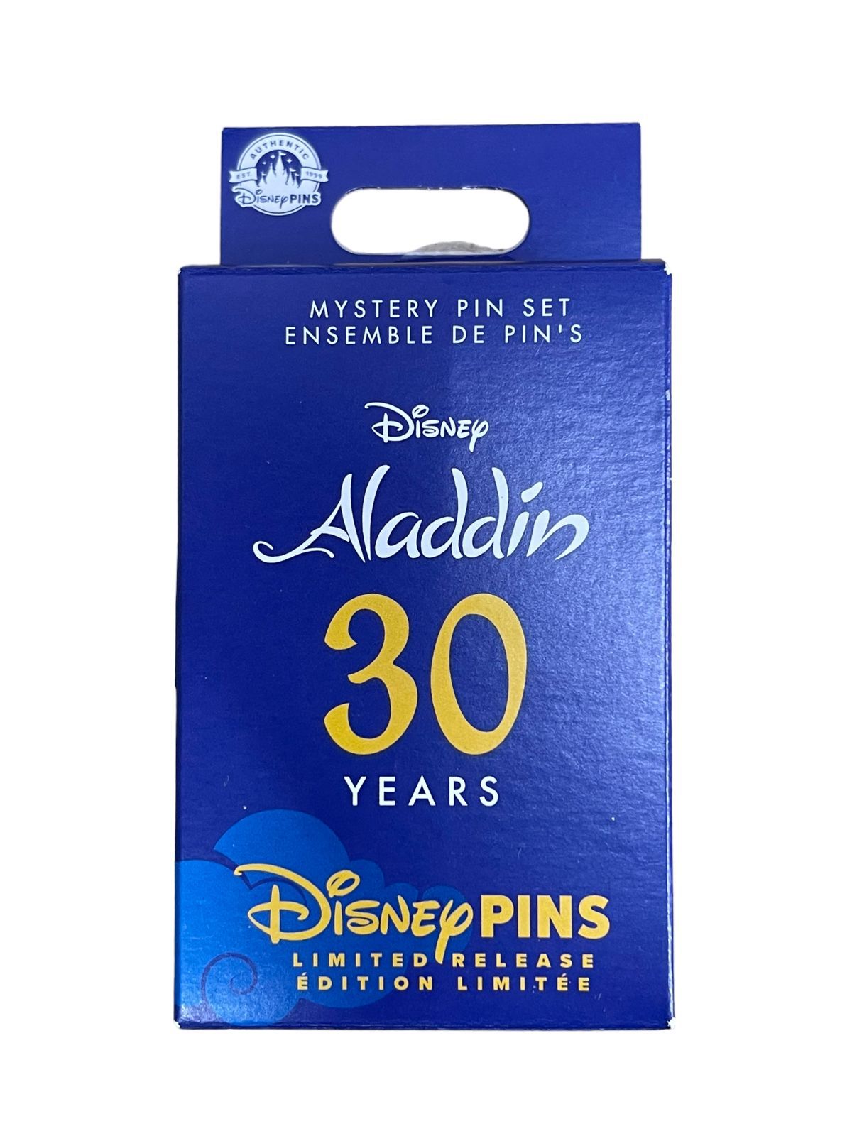 ディズニーストアのピンバッジ 7個セット