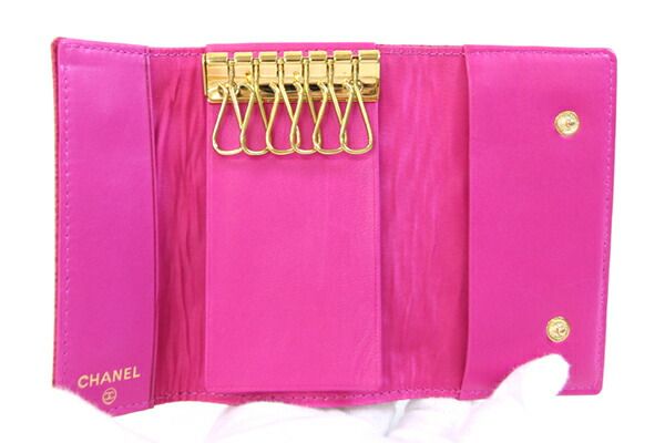 良品　CHANEL シャネル　カメリア　ココマーク　ラムスキン　6連キーケース 良品 CHANEL シャネル カメリア ココマーク ラムスキン 6連キー