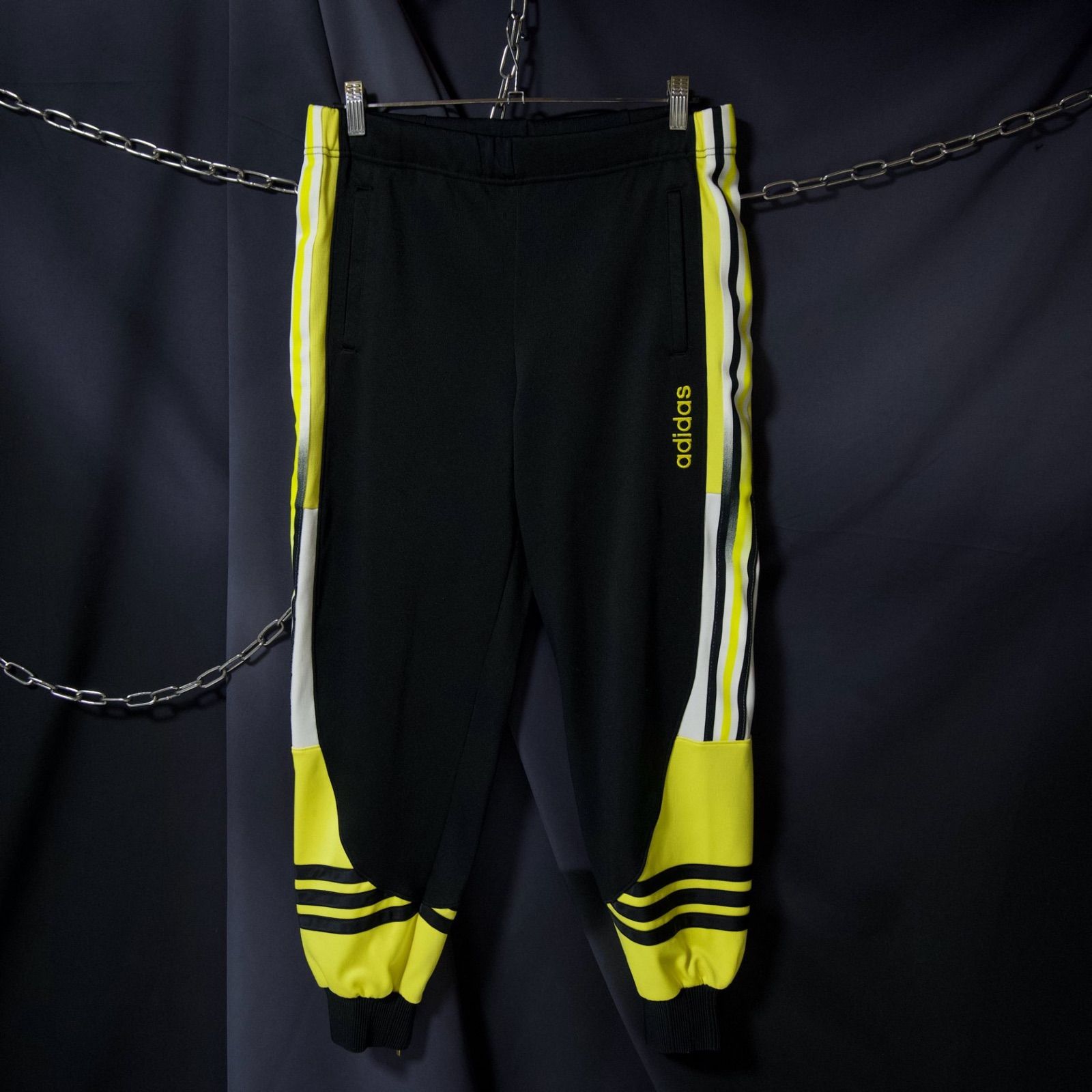 90s Adidas デサント ナイロン トラックパンツ ジャージ Tech 90s vintage adidas ナイロン トラックパンツ メンズ 表記S
