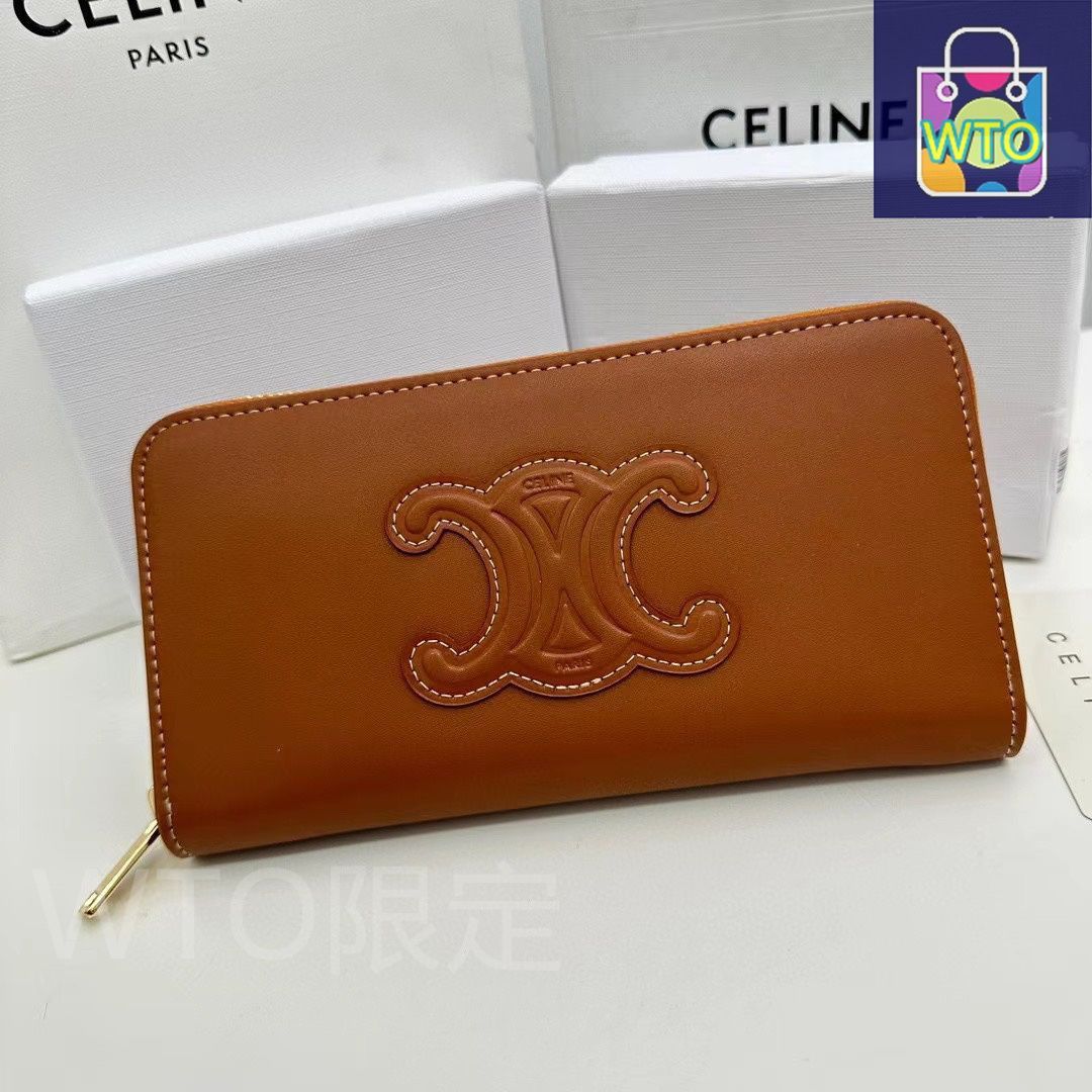 今日特価】CELINE セリーヌ TRIOMPHE CUIR 大きなジップ