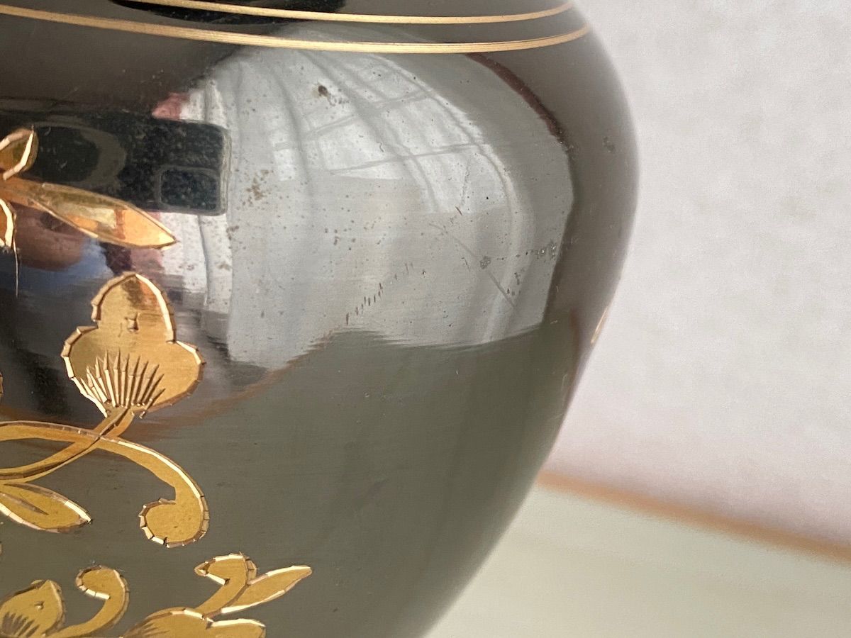BJ031】真鍮 花器 花紋金象嵌 仏具 胴径約9cm 高さ約30cm 重さ約