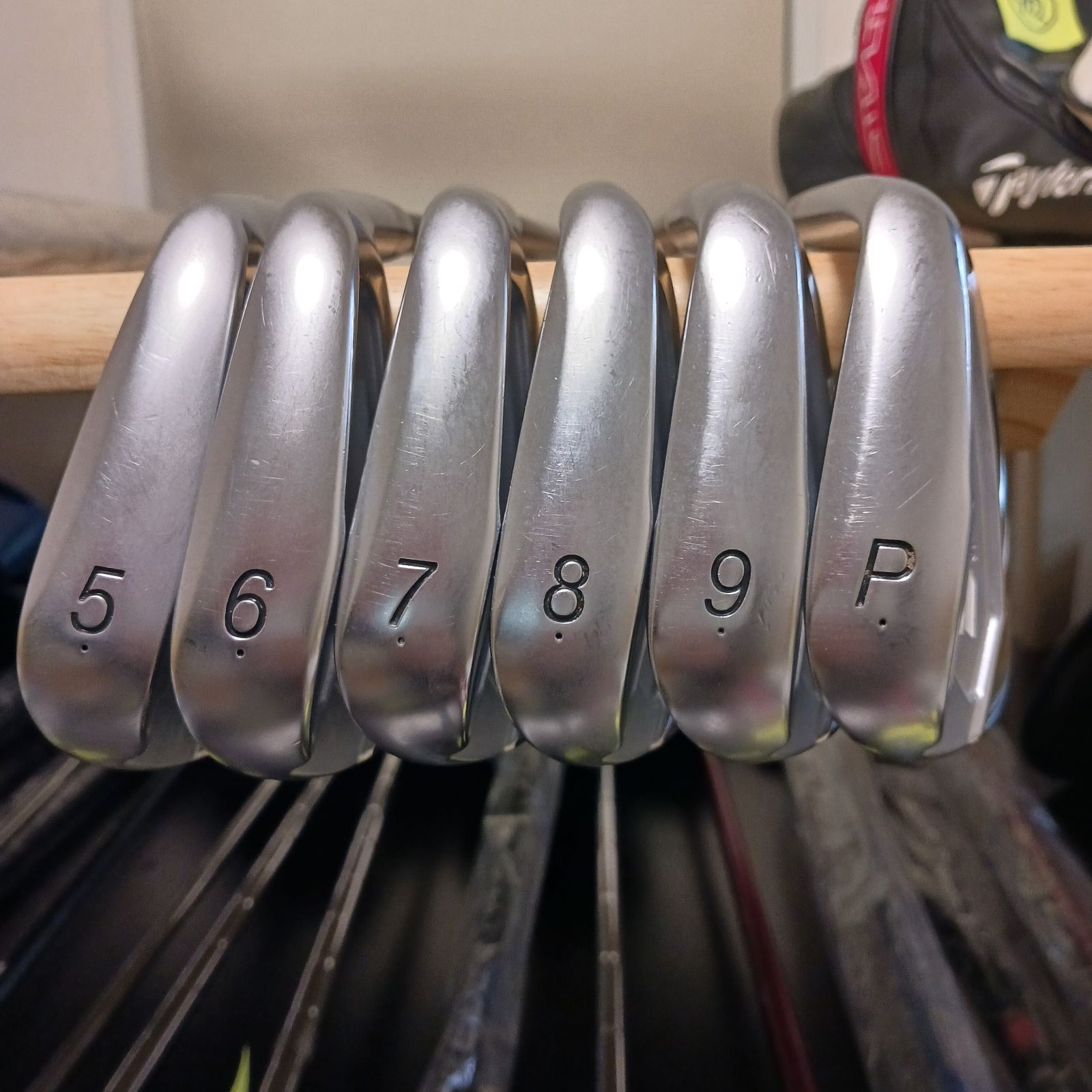 PRGR 01 アイアン 6本（5-9,P） プロギア 01 アイアン 5-9,P 6本