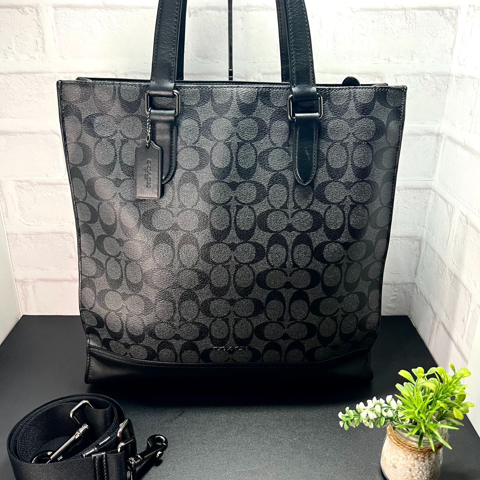 COACH／コーチ C3232 グラハム ストラクチャード シグネーチャー