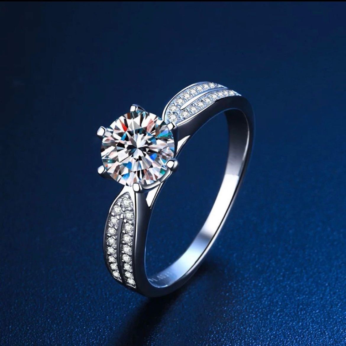 高品質】✨優雅スクエア✨モアサナイト ダイアモンド 指輪D1.00ct