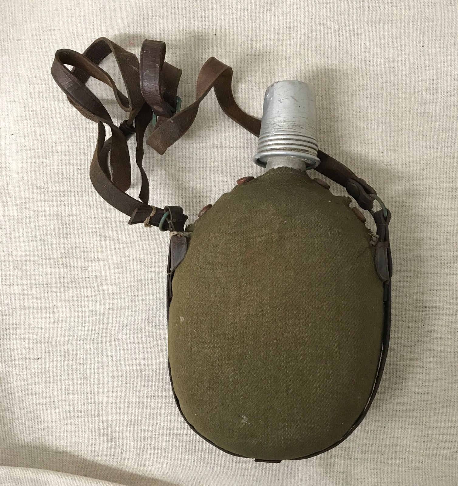 戦時中の古い水筒 - 弁当箱・水筒 戦時中の古い水筒 - 弁当箱・水筒