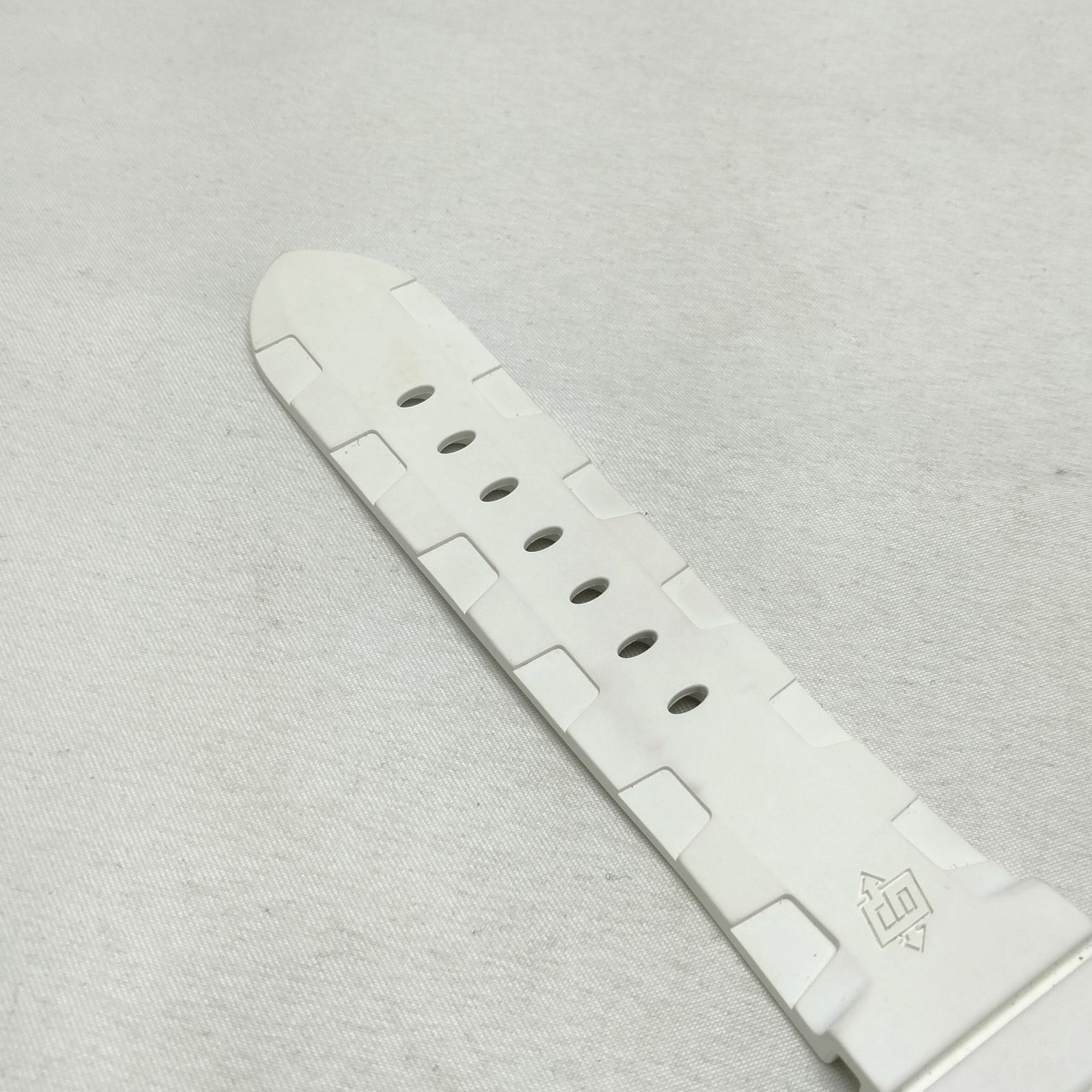  PANERAI パネライ 時計ベルト ラバーベルト ホワイト ラバーベルト 時計