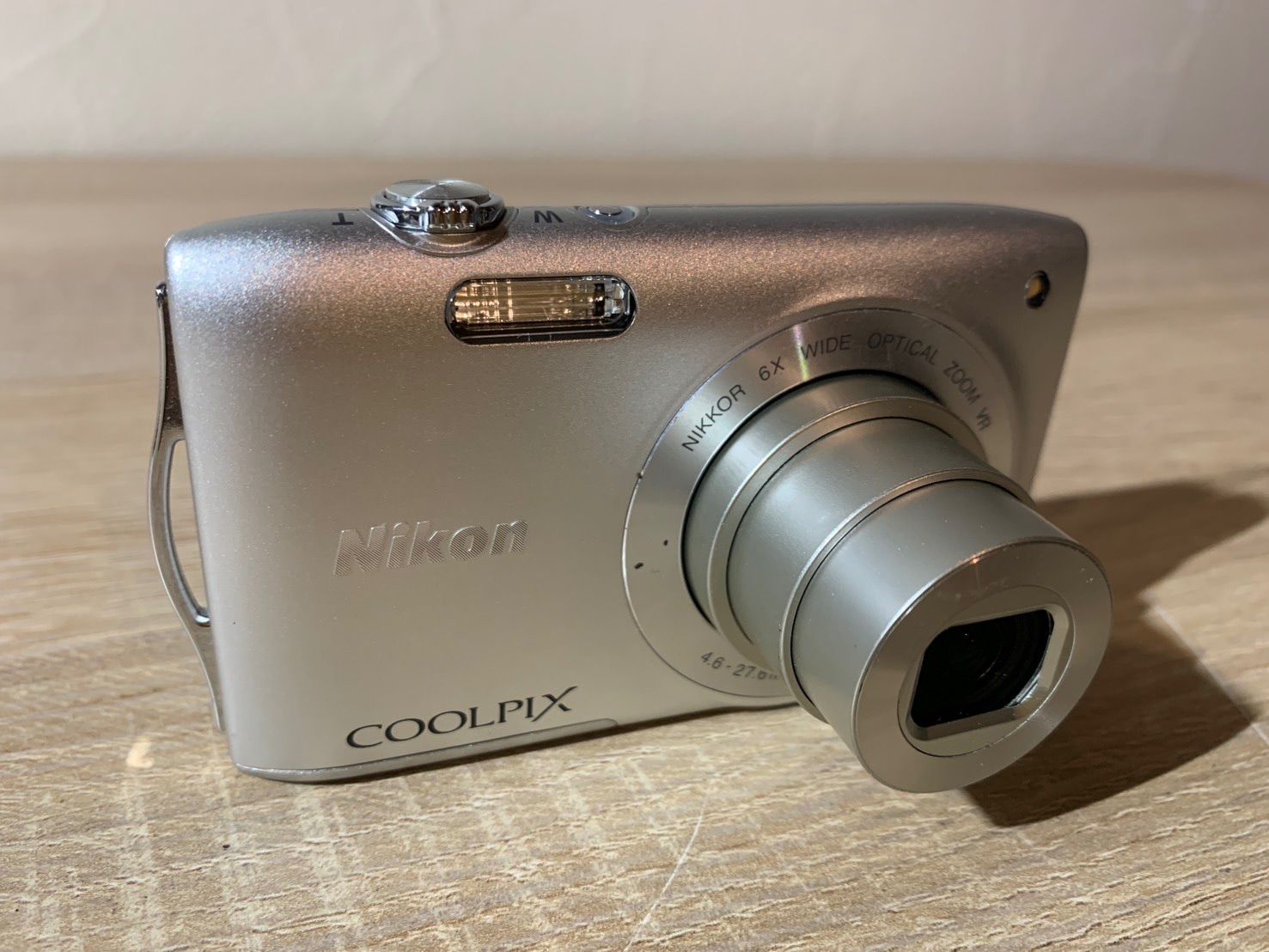 6094 Nikon COOLPIX S3300 シルバー デジカメ - メルカリ