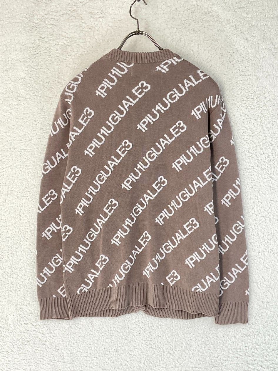 未使用 1piu1uguale3 ウノピゥウノウグァーレトレ 4 ブラウン BUTTONLESS CARDIGAN バイアスロゴ 未使用 1piu1uguale3 ウノピゥウノウグァーレトレ 4 ブラウン