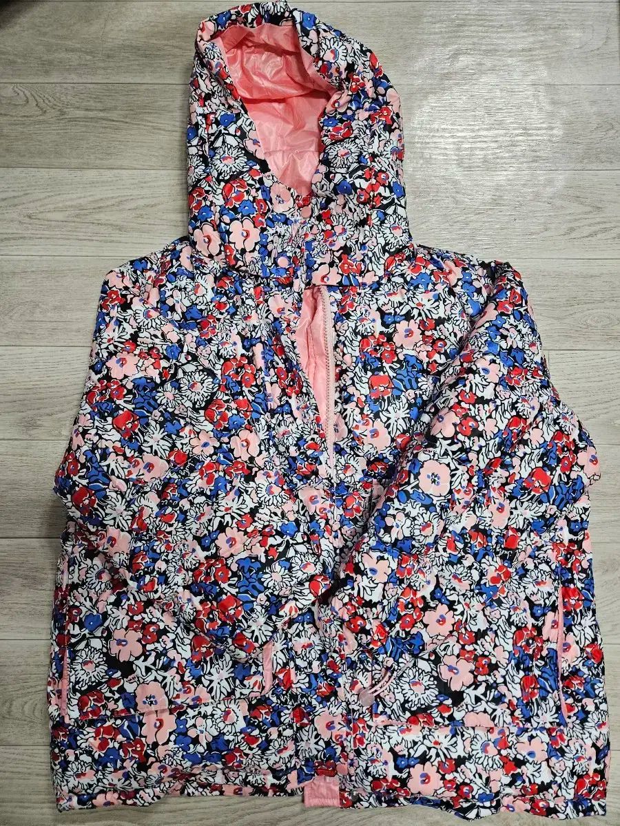 本日のみ3万円⭐︎ピンクハウスホワイトローズ刺繍ブルゾン ピンクハウス ブルゾン ホワイトローズ刺繍ブルゾン｜ピンクハウス