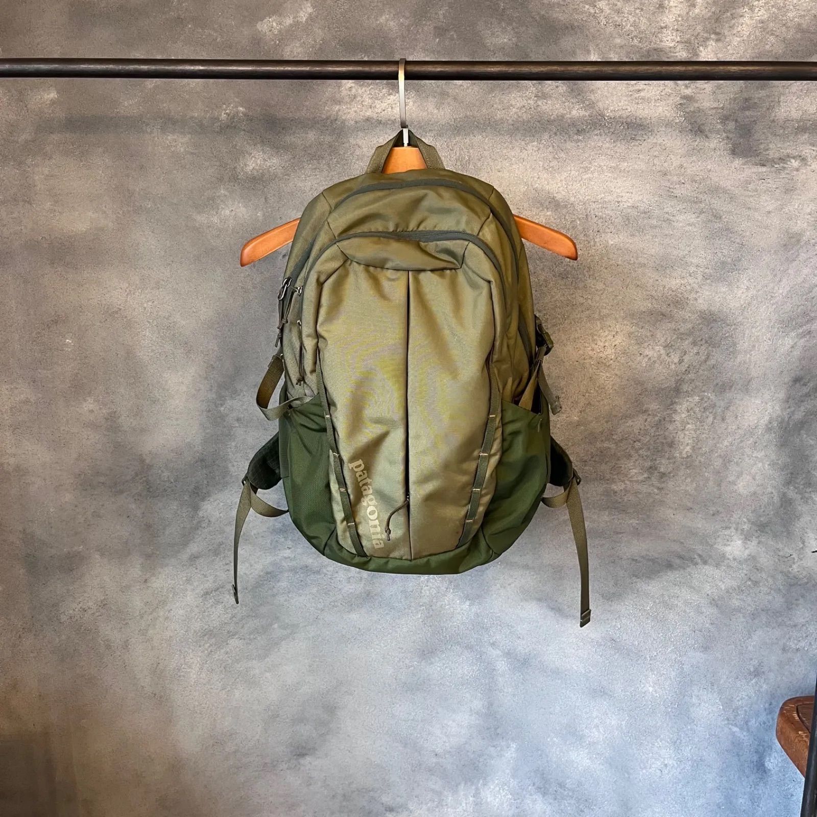 patagonia パタゴニア リュック 47912 M's REFUGIO PACK 28L