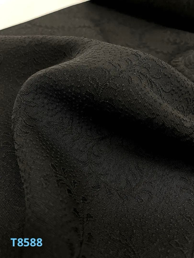 コート地 ふくれ織 紋意匠 蔦文様 京泥染 秀明黒泥染 正絹 反物 - メルカリ