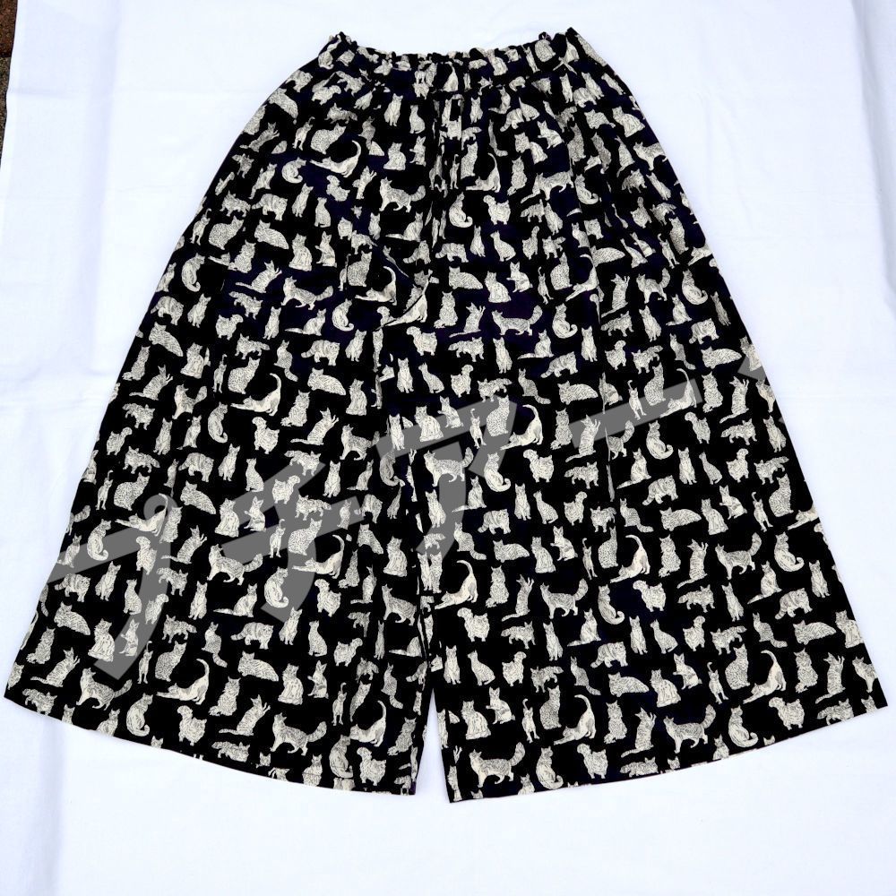 リバティ 定価18 700円 コーデュロイ スカート見えパンツ キュロット LIBERTY. 42552946-65 ネイビー