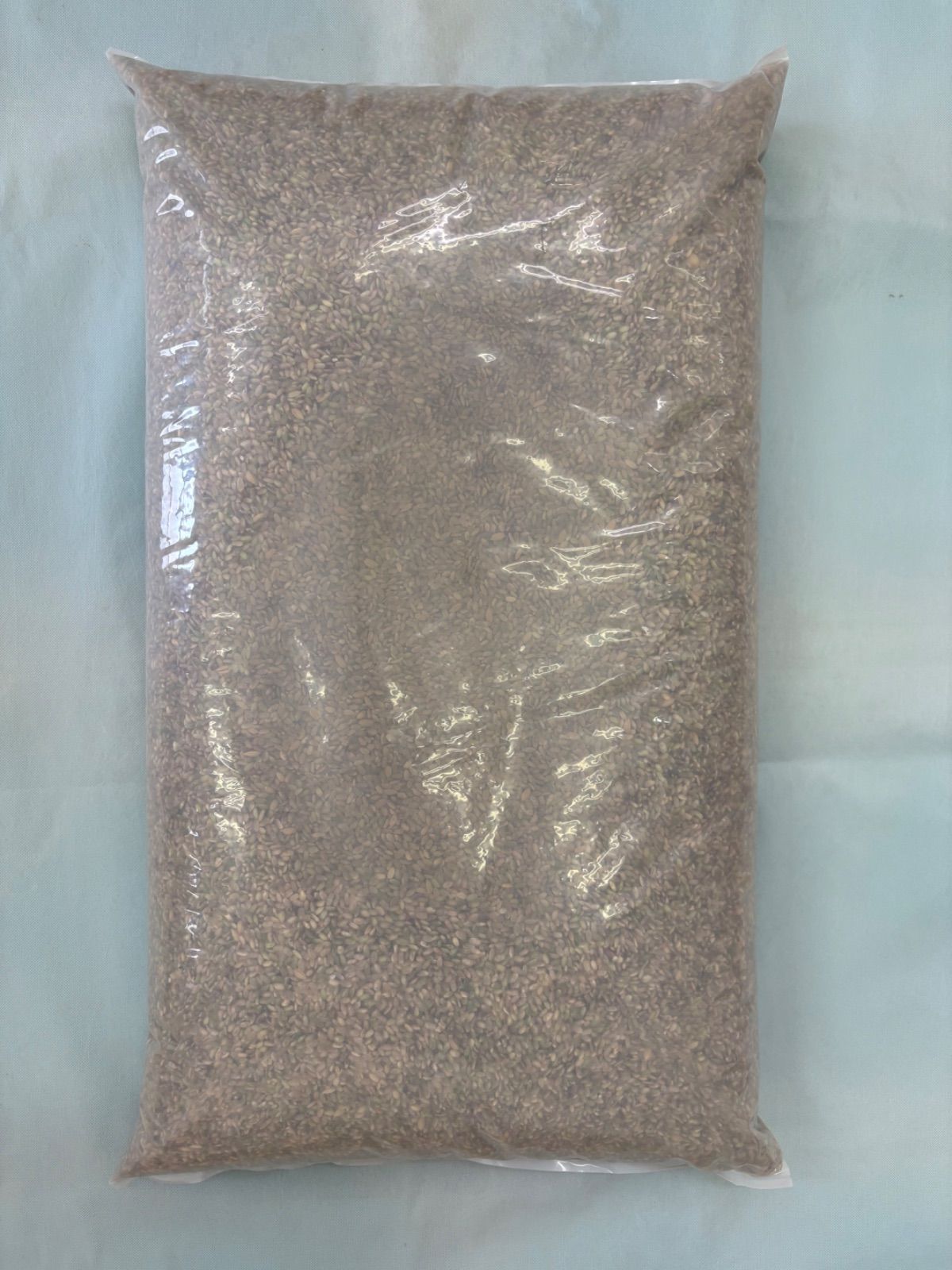 【１着でも送料無料】 スズメ くず米 20kg（梱包材含む） ニワトリ 飼料用・肥料 エサ 鳥のエサ