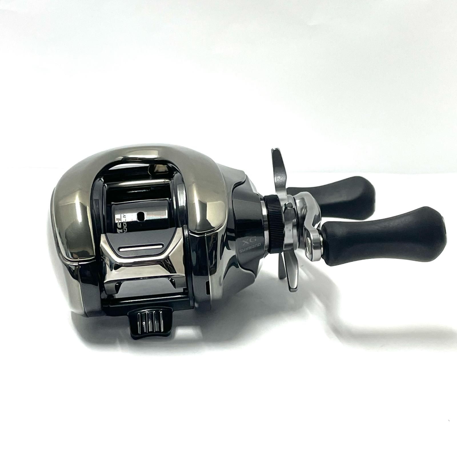 SHIMANO |