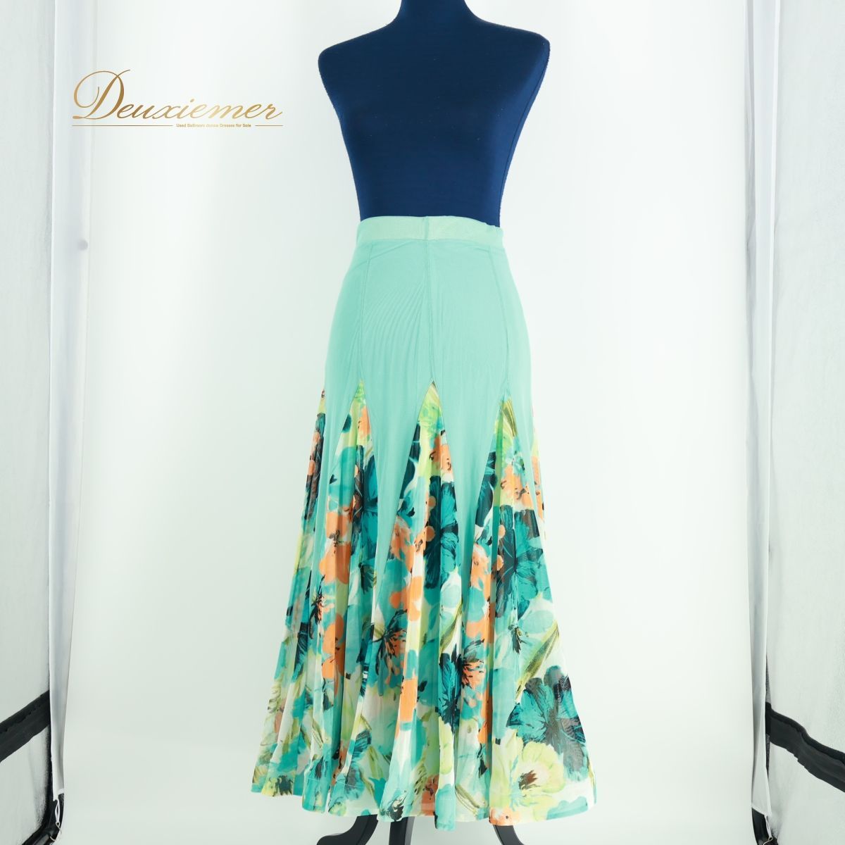 社交ダンス衣装】グリーン系 スカート 花柄 緑 白 チュール 鮮やか