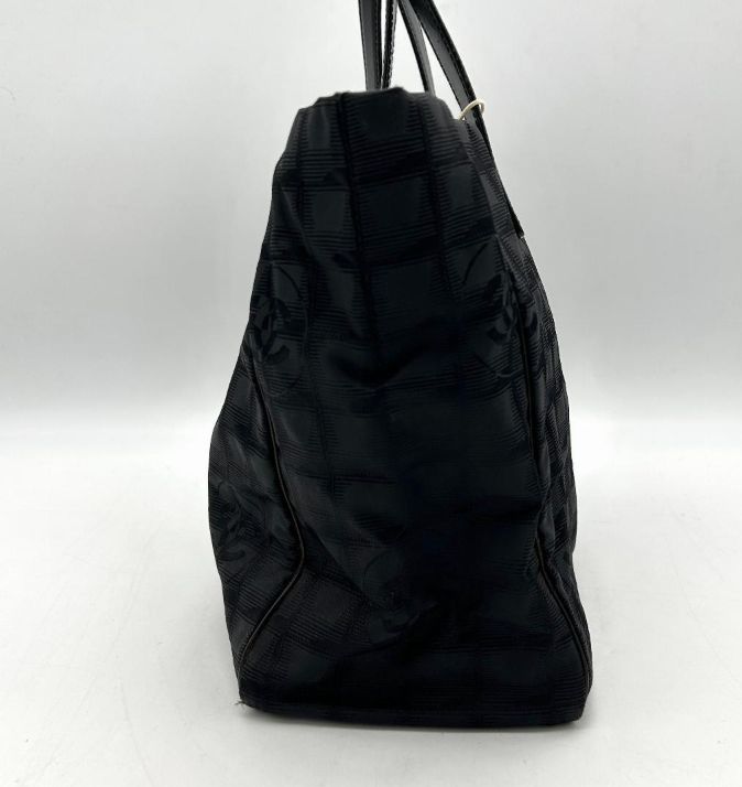 CHANEL　シャネル　トートバッグ　ニュートラベルライン 黒 ブラック A4 CHANEL シャネル ニュートラベルライン MM トートバッグ 黒