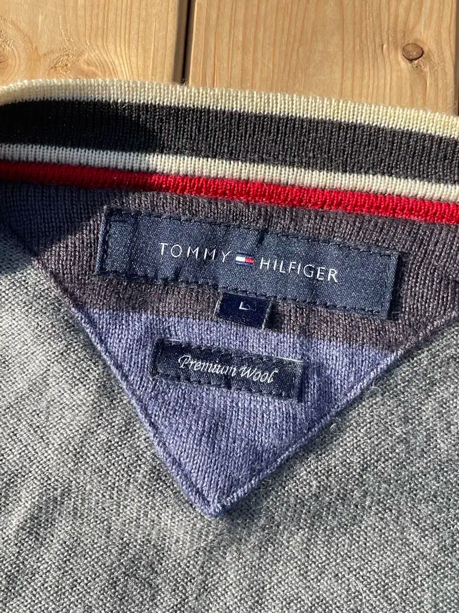 Tommy Hilfiger