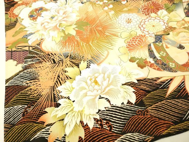 地紋煌めく地に、艶やかに百合の花が咲く、美しい正絹アンティークの振り袖です 地紋煌めく地に、艶やかに百合の花が咲く、美しい正絹アンティーク