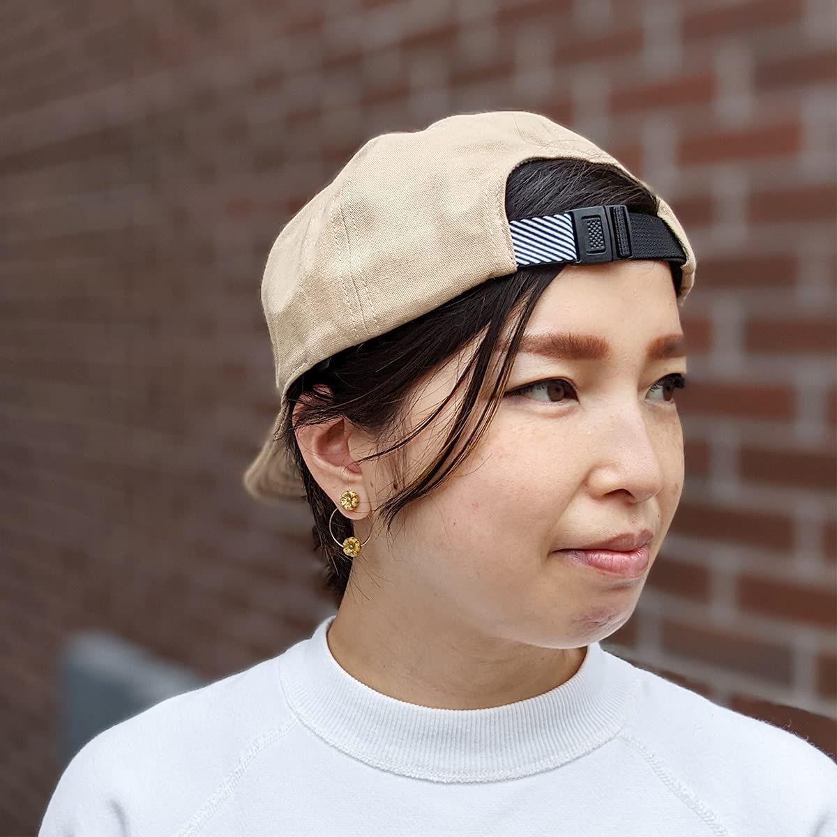 【ベーシックエンチ】 Spring Logo Short Cap（ネイビー） アンパイヤキャップ 帽子 ショートつば 小つば つば短 ストライプ  Sロゴ レディース メンズ フリーサイズ