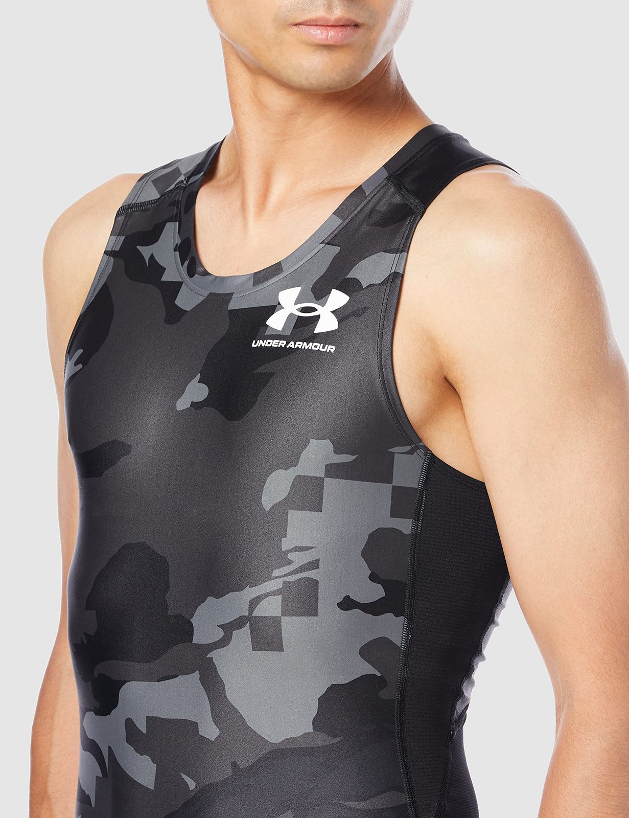UNDER ARMOUR アンダーアーマー XXL 3L 白 サマーウーブンフルジップ ショートスリーブ ジャケット 春夏 トップス 撥水 半袖 UA シャツ 2XL 美品 アンダーアーマー XXL 3L セットアップ ジャージ ブラック
