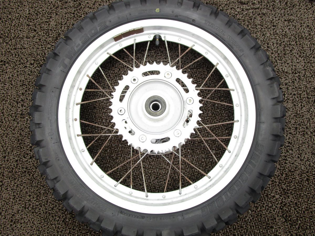 CB250RS MC02-1000xxx の リアホイール *1721786499 中古 ウェビック