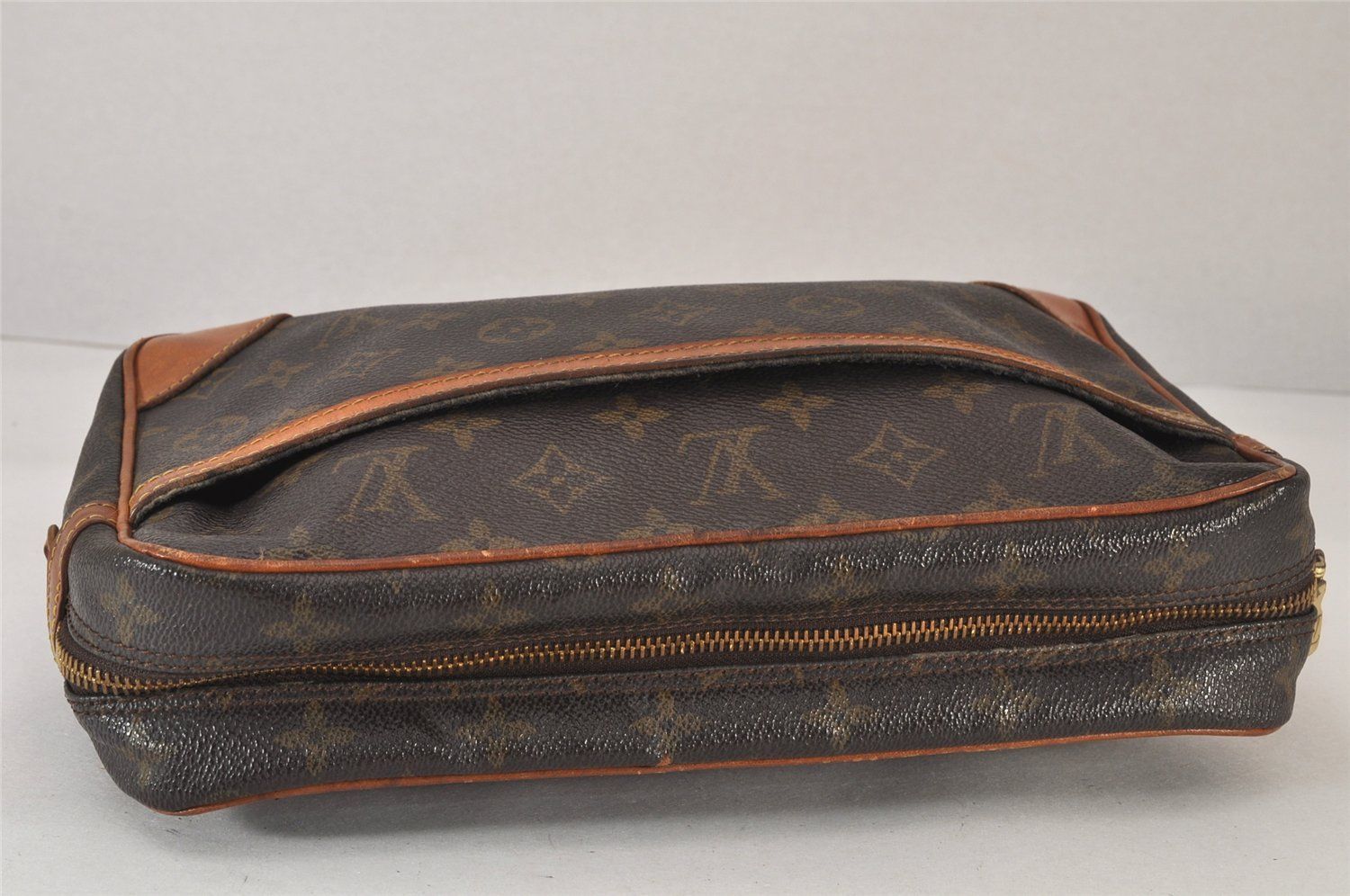 LOUIS VUITTON ルイヴィトン モノグラム コンピエーニュ 28