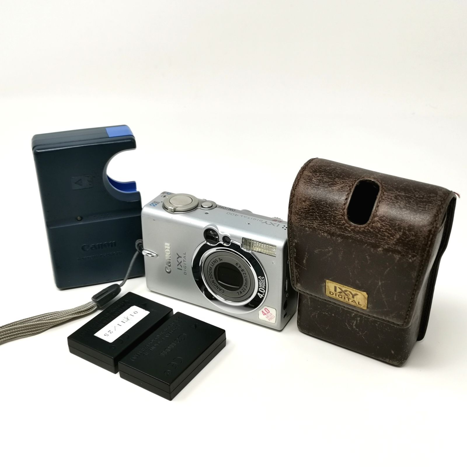 Canon IXY Digital シルバー カメラ ケース付き