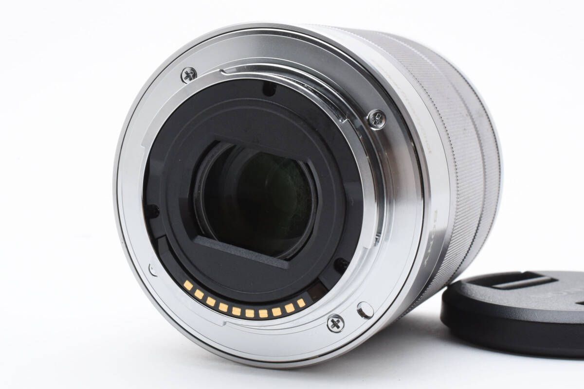 ヴィンテージ 8mm フィルムカメラ Elmo 8-V (エルモ 8-V) 8ミリカメラ