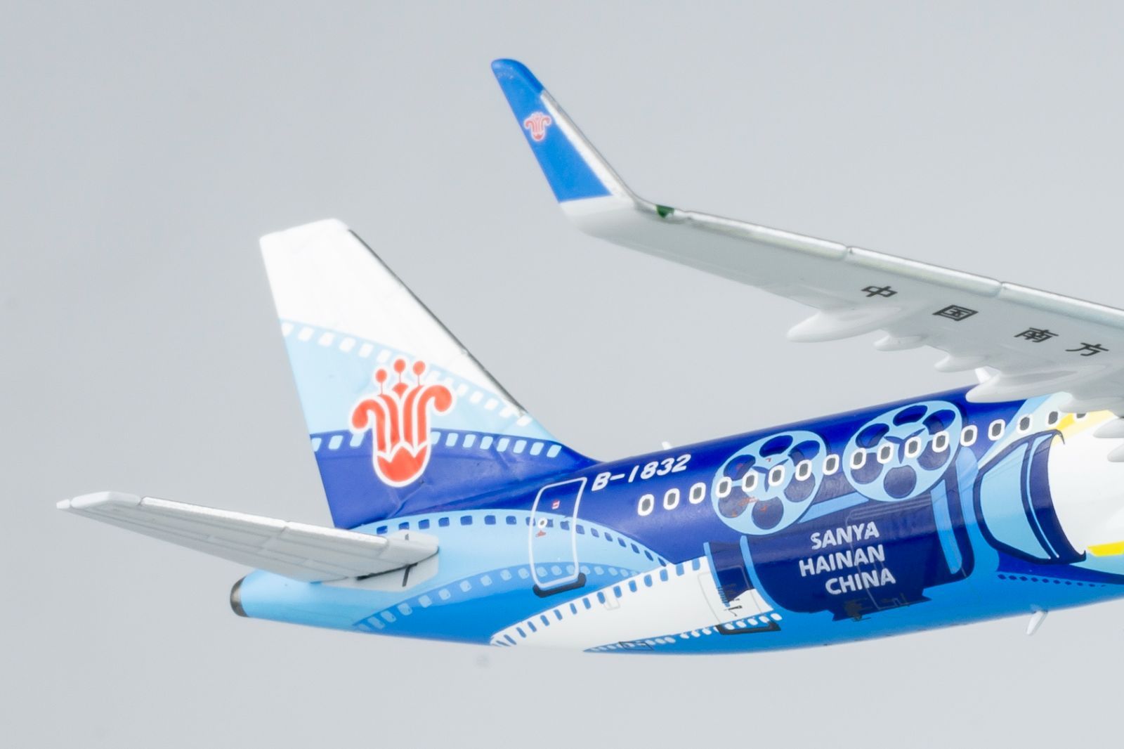 NGmodel 中国南方航空 A321 B-1832 1/400 24011 - メルカリ