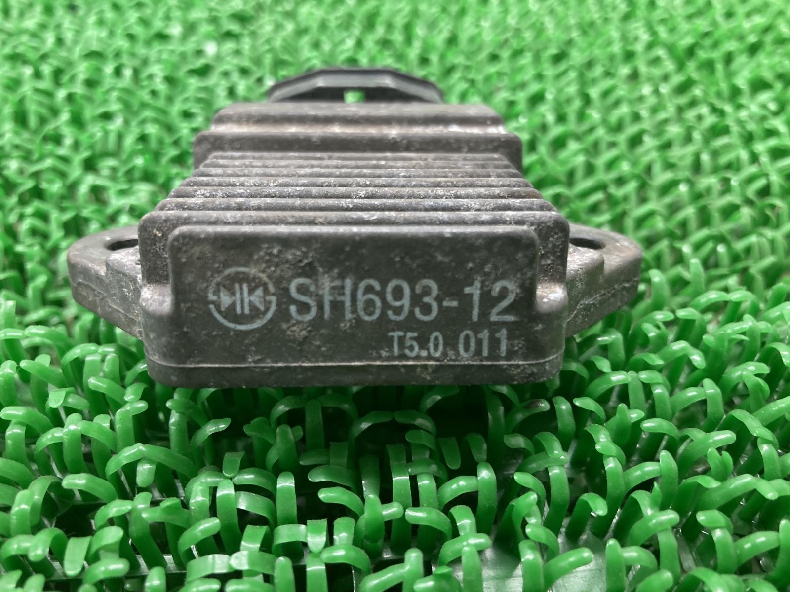 確認用2 CB400F レギュレター ホンダ 純正 中古 バイク 部品