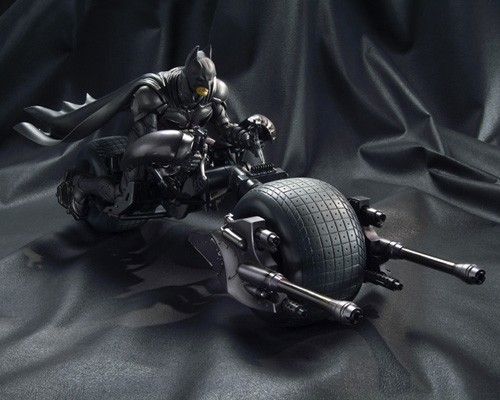 桂正和x竹谷隆之 MOVIE REALIZATION BATMAN&BATPOD Amazon.com: Bandai Tamashii Nations The Dark Knight Movie
