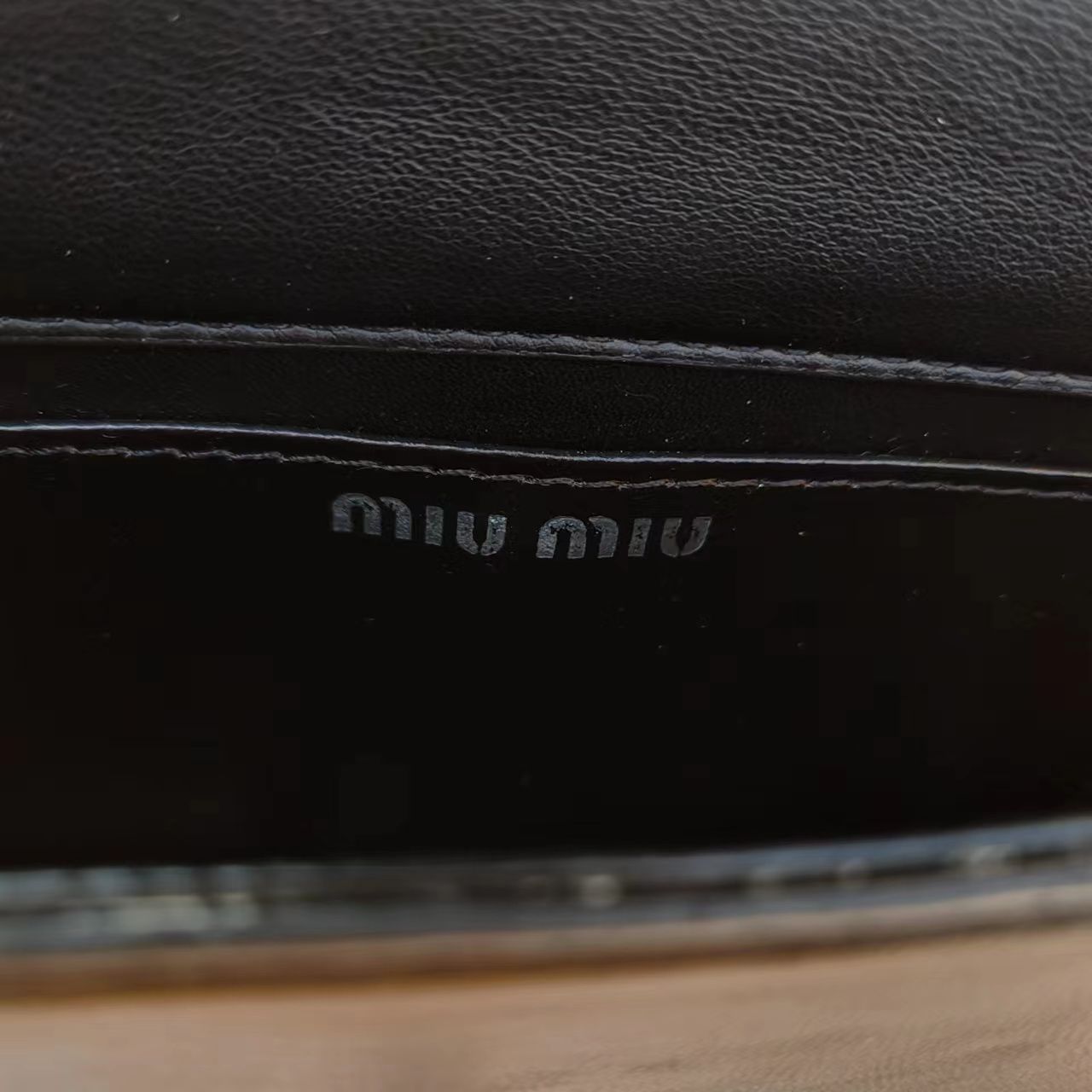 miumiu マトラッセ　クリスタルチェーン　ショルダーバッグ