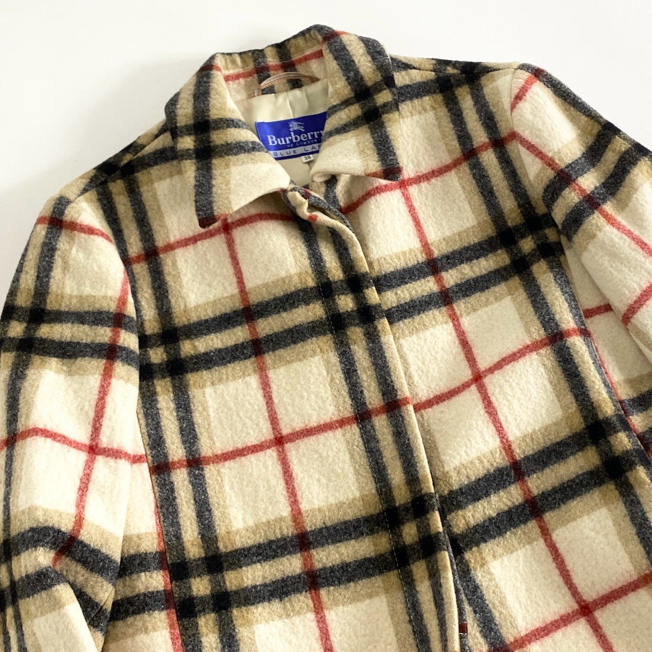 86h29 【希少モデル】BURBERRY BLUE LABEL バーバリーブルーレーベル バーバリーチェック ウールコート チェックコート  サイズ38 ライトベージュ系 レディース アウター ノバチェック - メルカリ