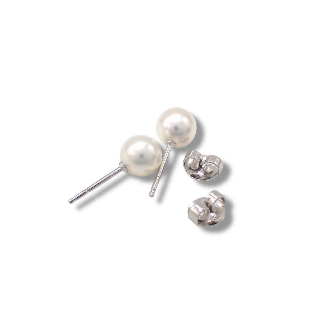 極美品✨MIKIMOTO ミキモト アコヤ真珠 ピアス K18 7.6㎜ 箱付き すぐにお届け］MIKIMOTO ピアス (真珠サイズ：約7.75mm) (MIKIMOTO