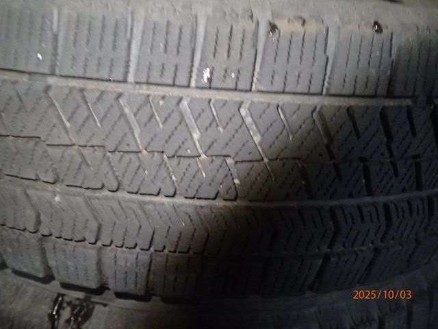 スタッドレス