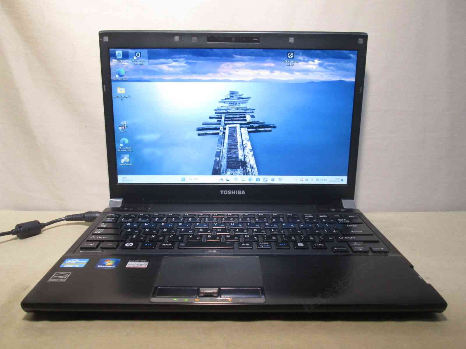 高速SSD ノートpc R731/W3PE 8GB RW 無線 dynabook R731（Core i3、i5) 2012春モデル Webオリジナル