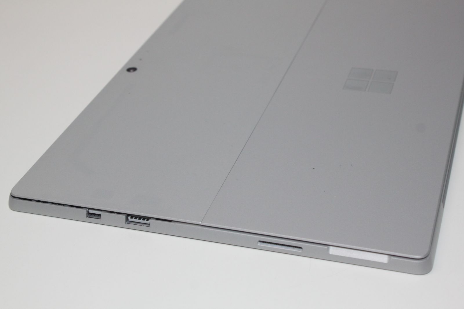 ジャンク品】Surface Pro（第5世代）intel Core i5/256GB/8GB ⑤