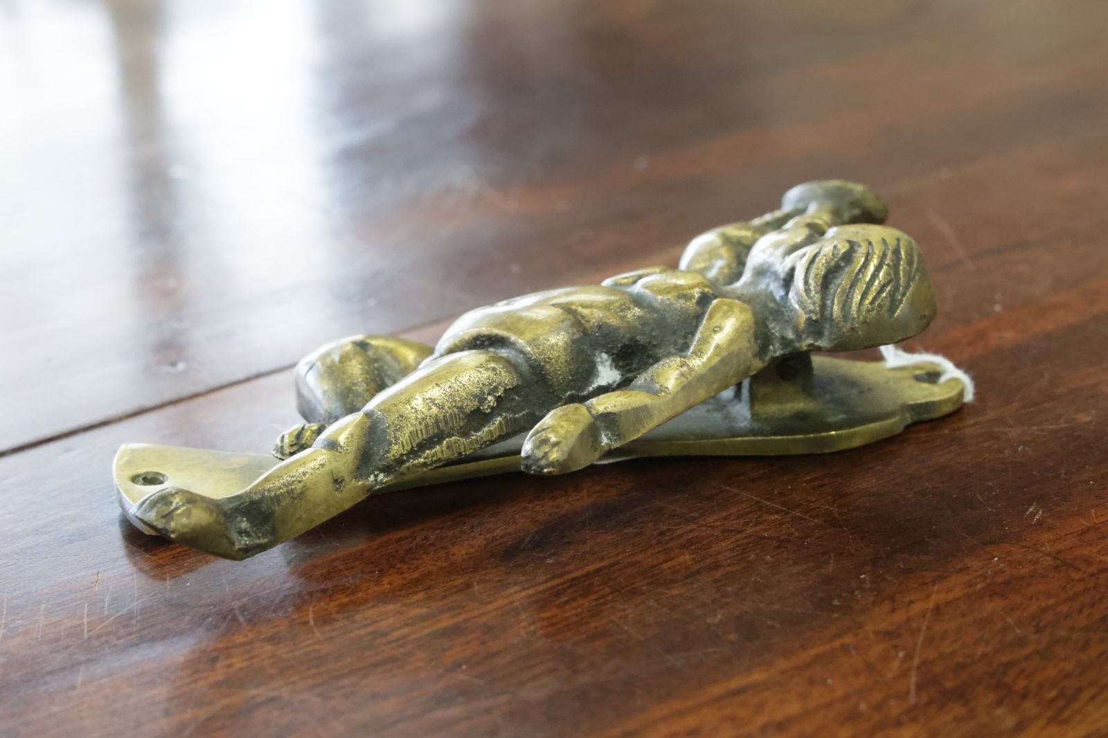 お値下げ中　天使　ドアノッカー ビンテージ アイアン製 天使モチーフ 玄関ドアノッカー／DIY用品