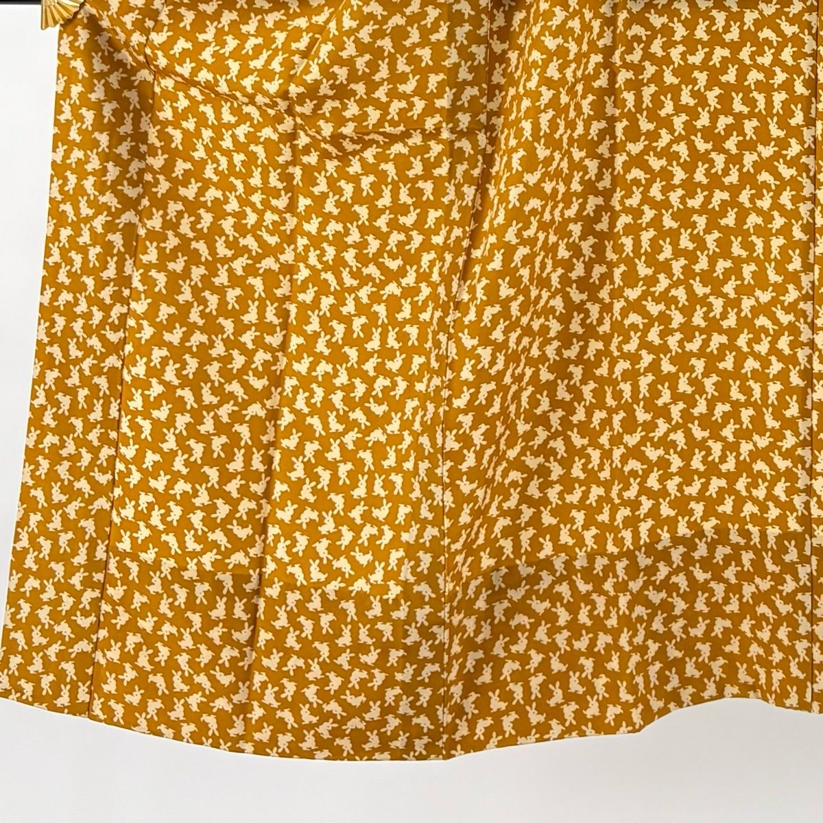 長襦袢 身丈127cm 裄丈63.5cm S うさぎ 山吹茶色 正絹 秀品