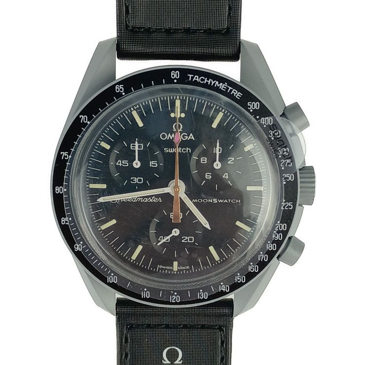 新古 オメガ 腕時計 OMEGA×SWATCH MISSION TO MOONSHINE GOLD 5月 S033M100-105 黒 バイオセラミック クロノ クオーツ 2025年5月のみの モデル モデル
