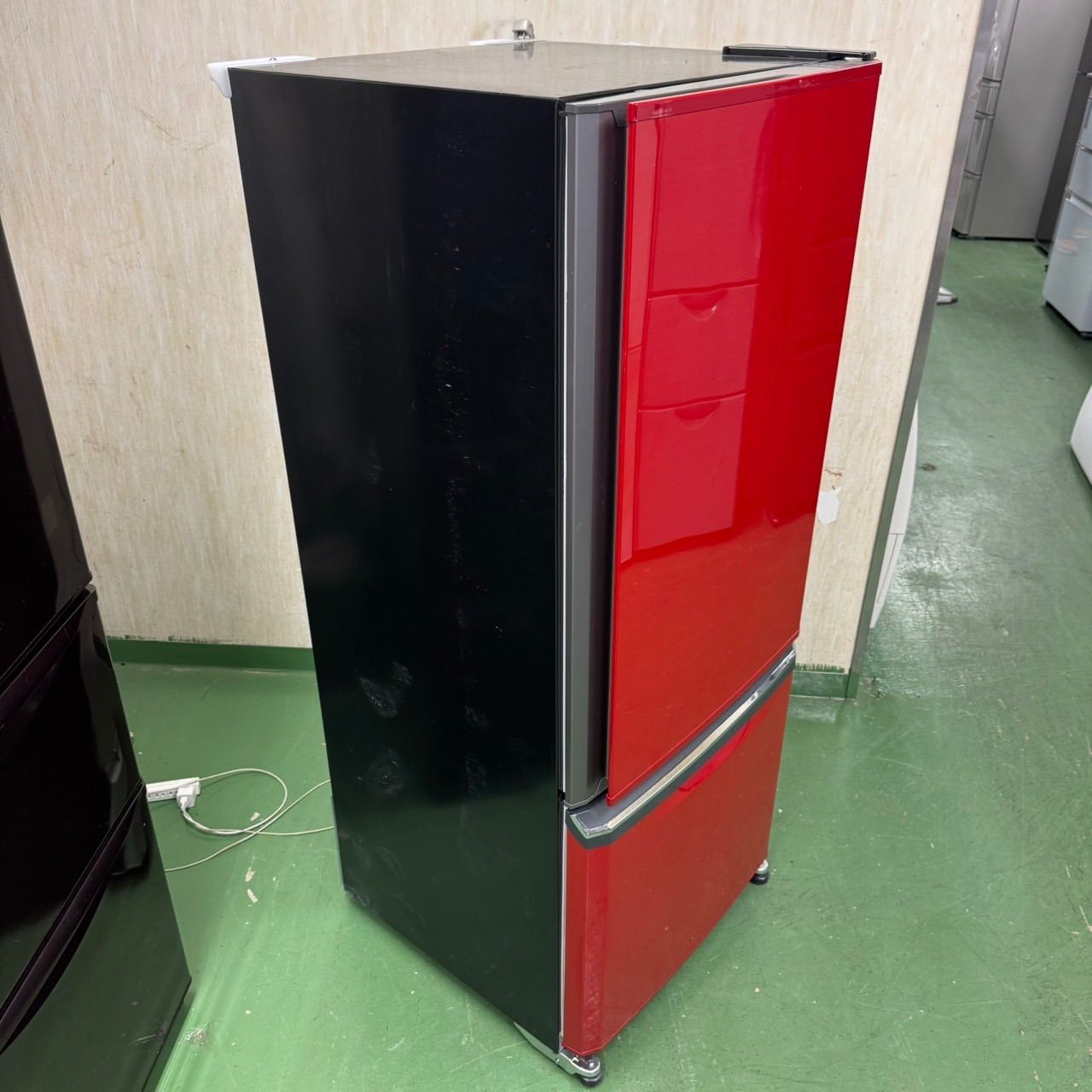  154 レッド 冷蔵庫 298 L 200 L強 小型 一人暮らし 同棲 2ドア 冷蔵庫 冷蔵庫 冷凍庫