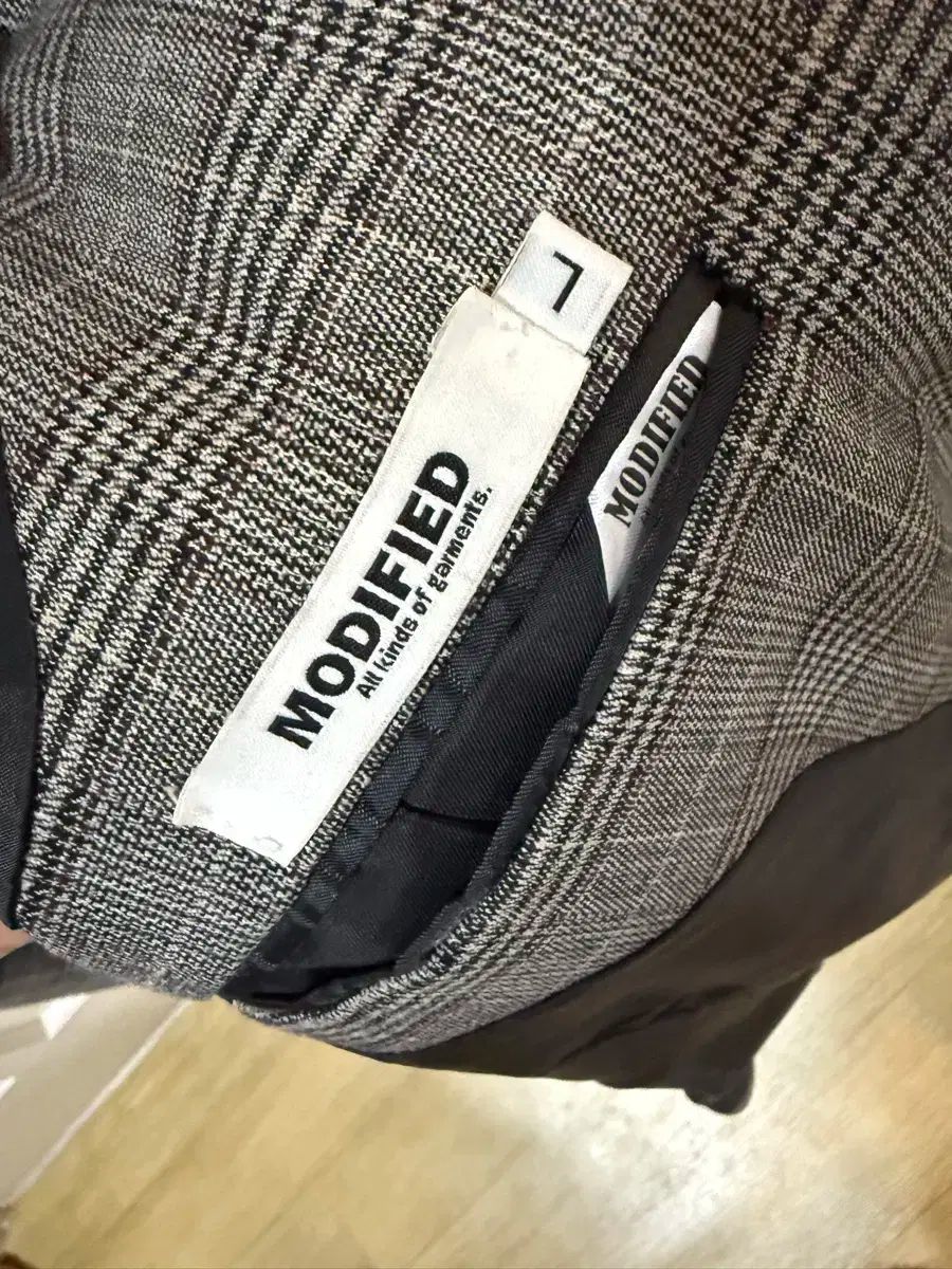 MODIFIED モディファイド