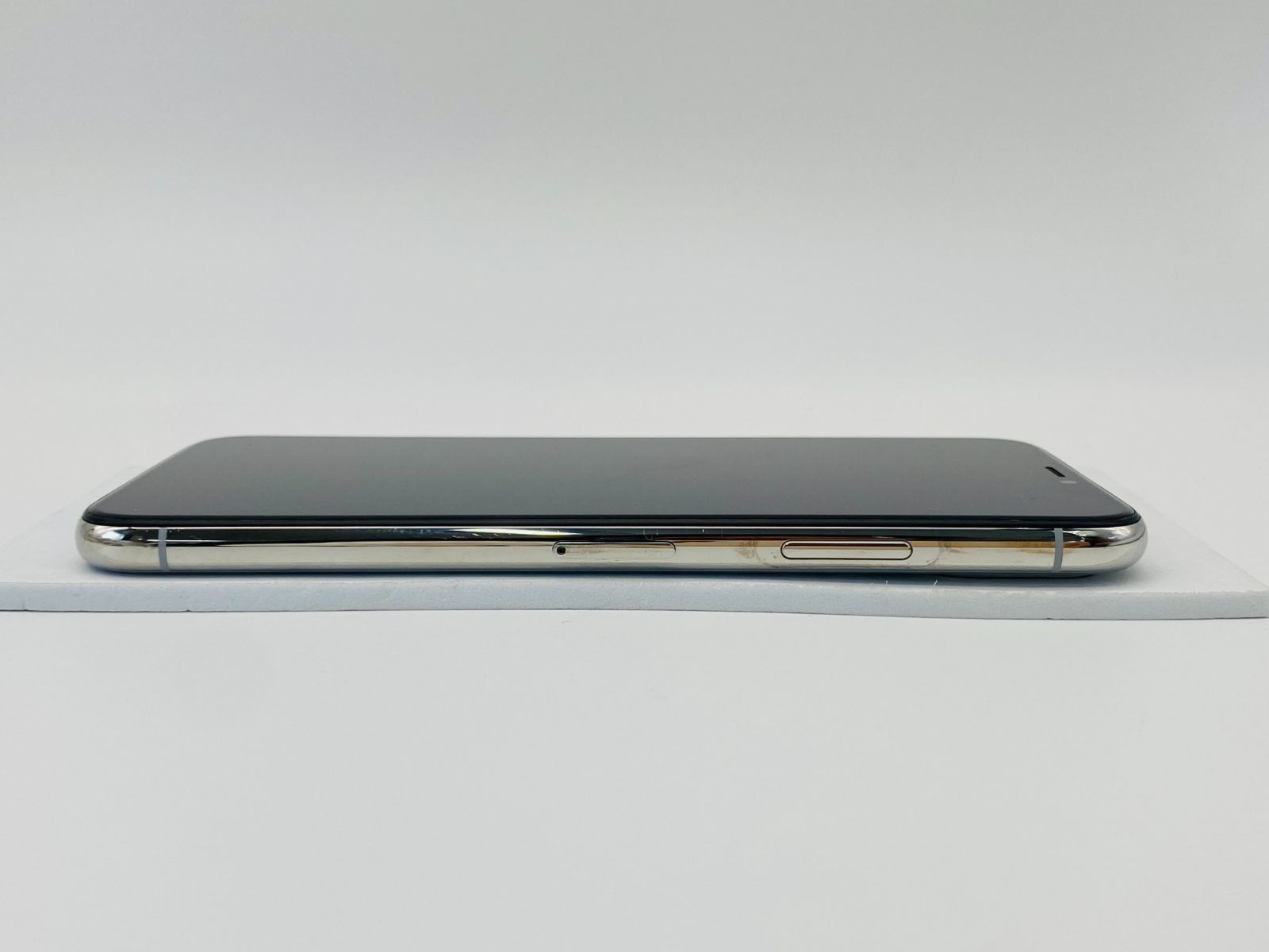 iPhoneX 64GB シルバー/シムフリー/大容量新品BT100％ X15 iPhone X