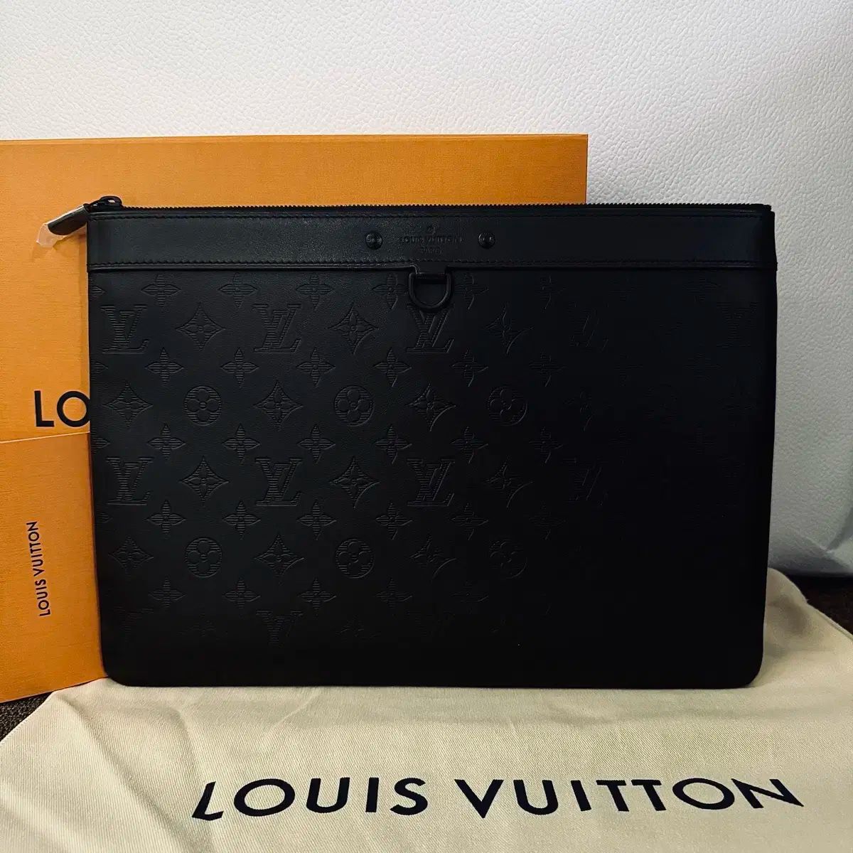 【未使用】モンブラン MONTBLANC パスポートケース 本革 113308 MONTBLANC モンブラン パスポートケース 未使用】モンブラン